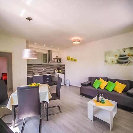 אופטיה Apartman Carmen Volosko מראה חיצוני תמונה